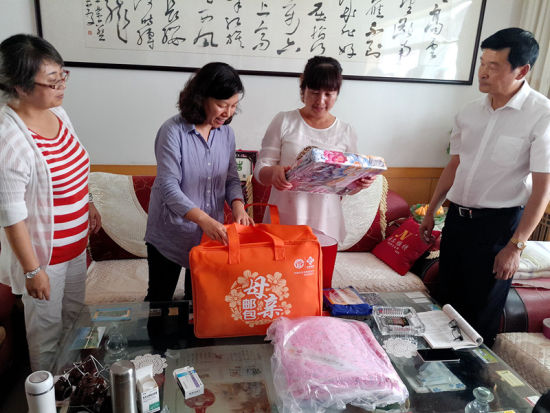 母亲邮包 项目助力甘肃精准扶贫 近4万名妇女